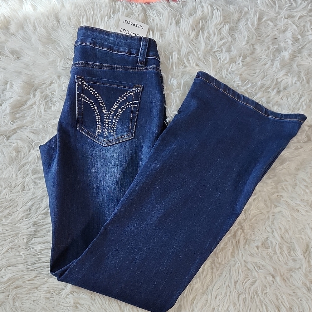 Telepatia Brand New Women's Blue Jeans with Embellished Pocket